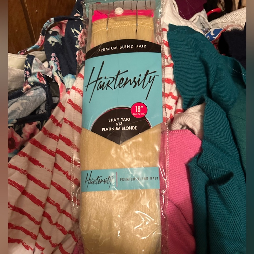 Glue in extensions blonde